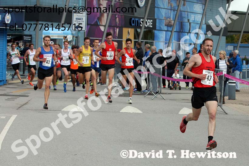 Senior mens 6 stage relay, Northern Senior 6 and 4 and Junior Stage Road Relays, SportsCity, Manchester. Photo:  David T. Hewitson/Sports for All Pics